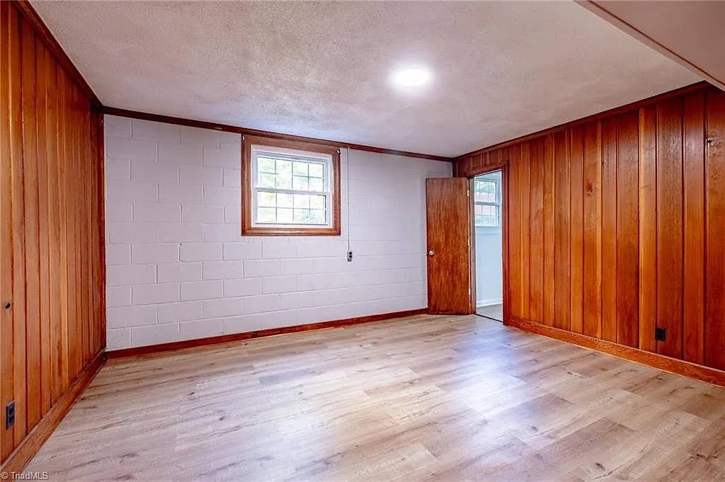 5 BR in Winston-Salem