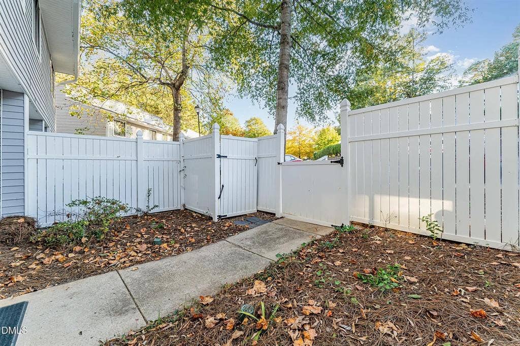 3 BR in Raleigh