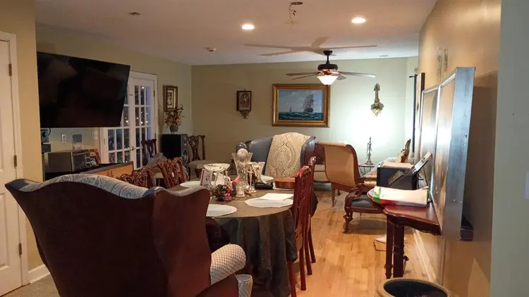 One Who Communicates Well