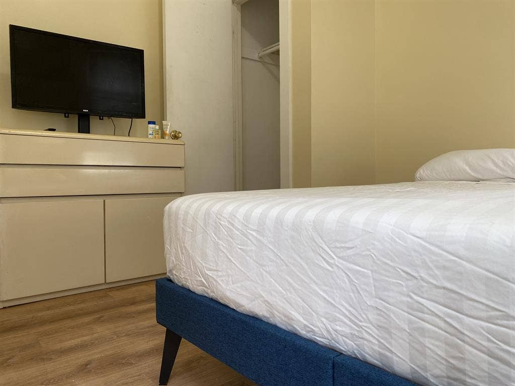 Room stay (temporary)