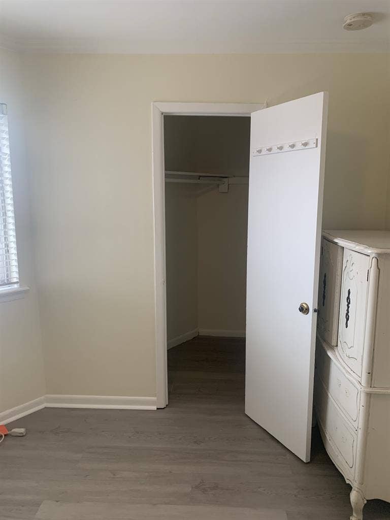 $ Beautiful room for rent.