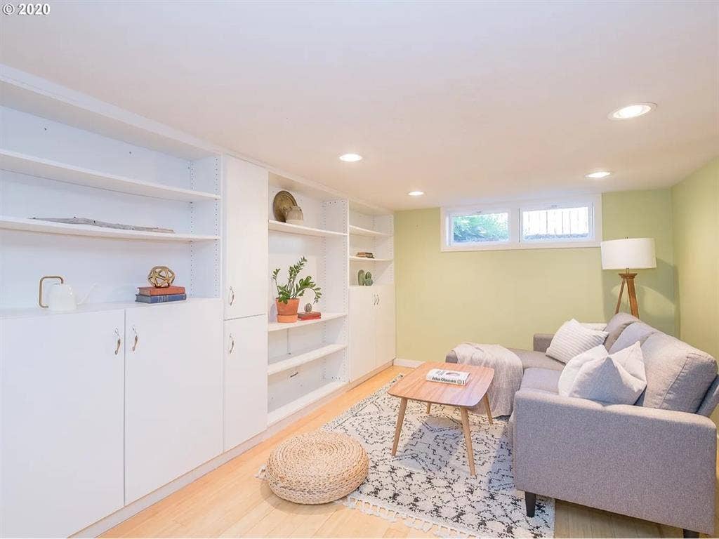 Queer and Covid conscious house