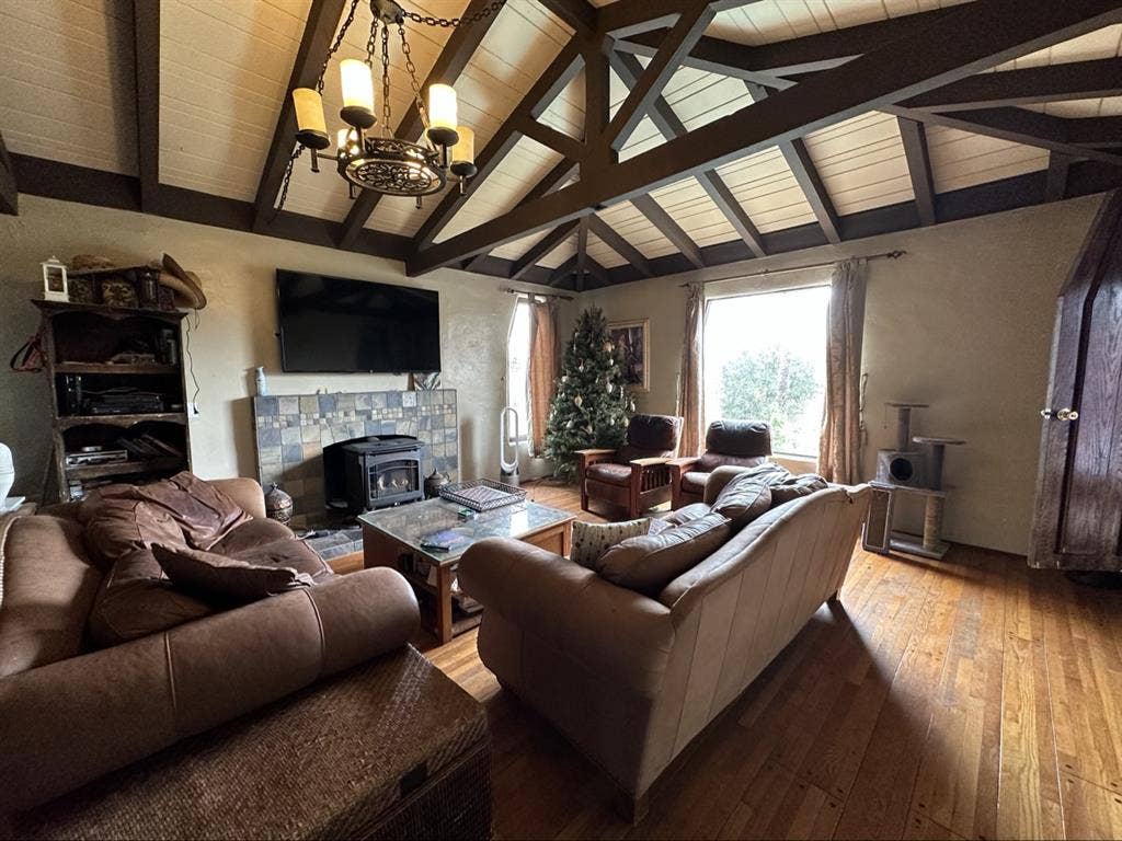 Large room for rent!