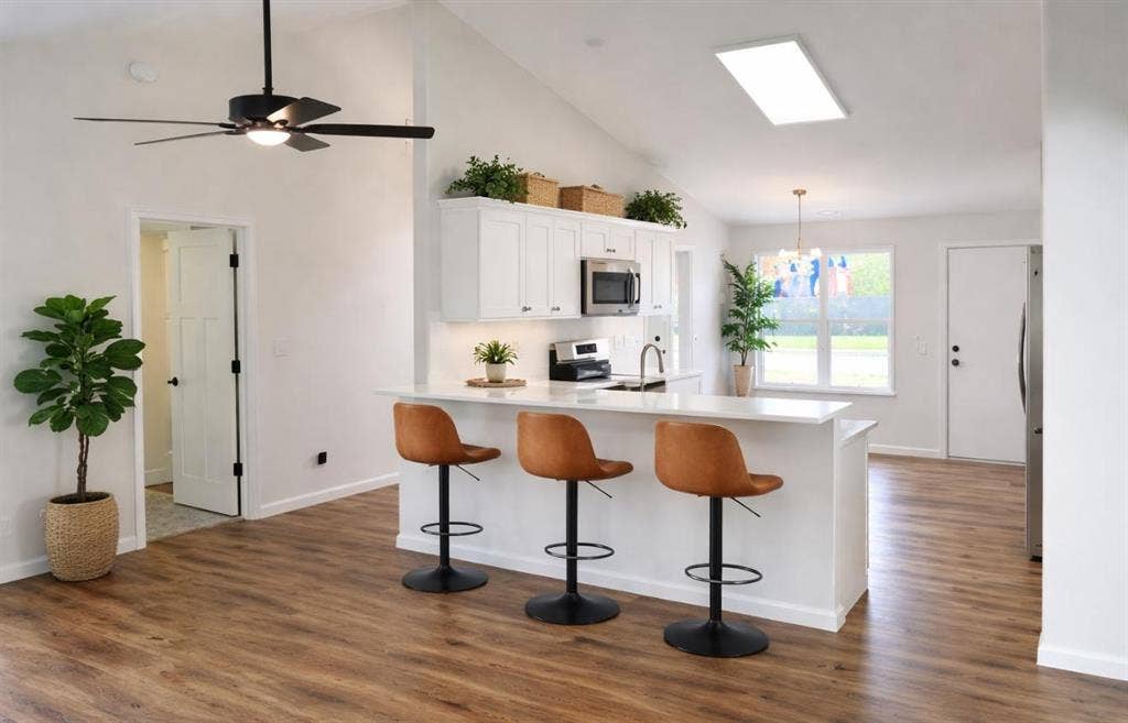 Two roommates - utilities/wifi incl