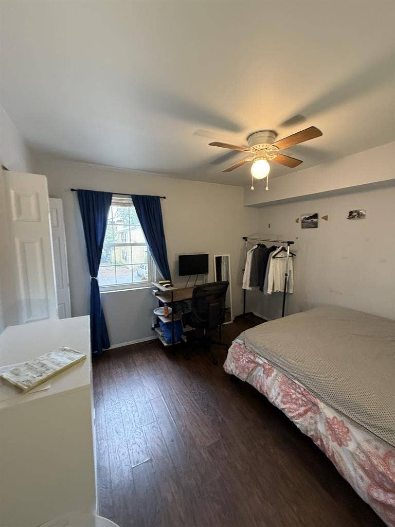 Pvt Room with pvt Bath