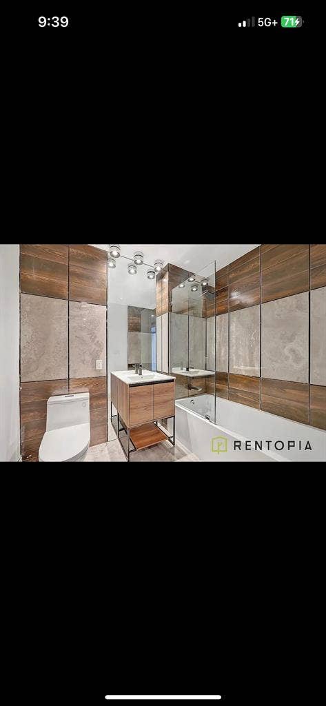 2 Female Roommates for Bushwick Apt