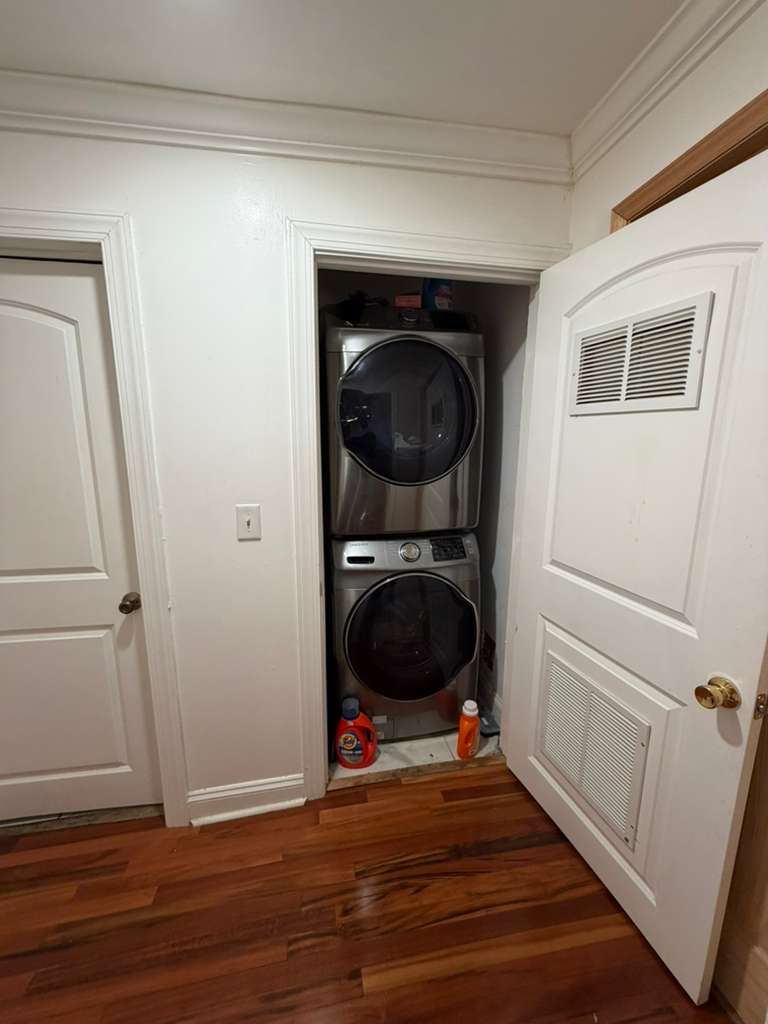 Furnished Room (Utilities Included)