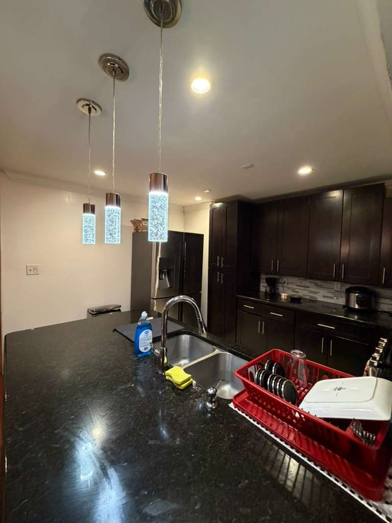 Furnished Room (Utilities Included)