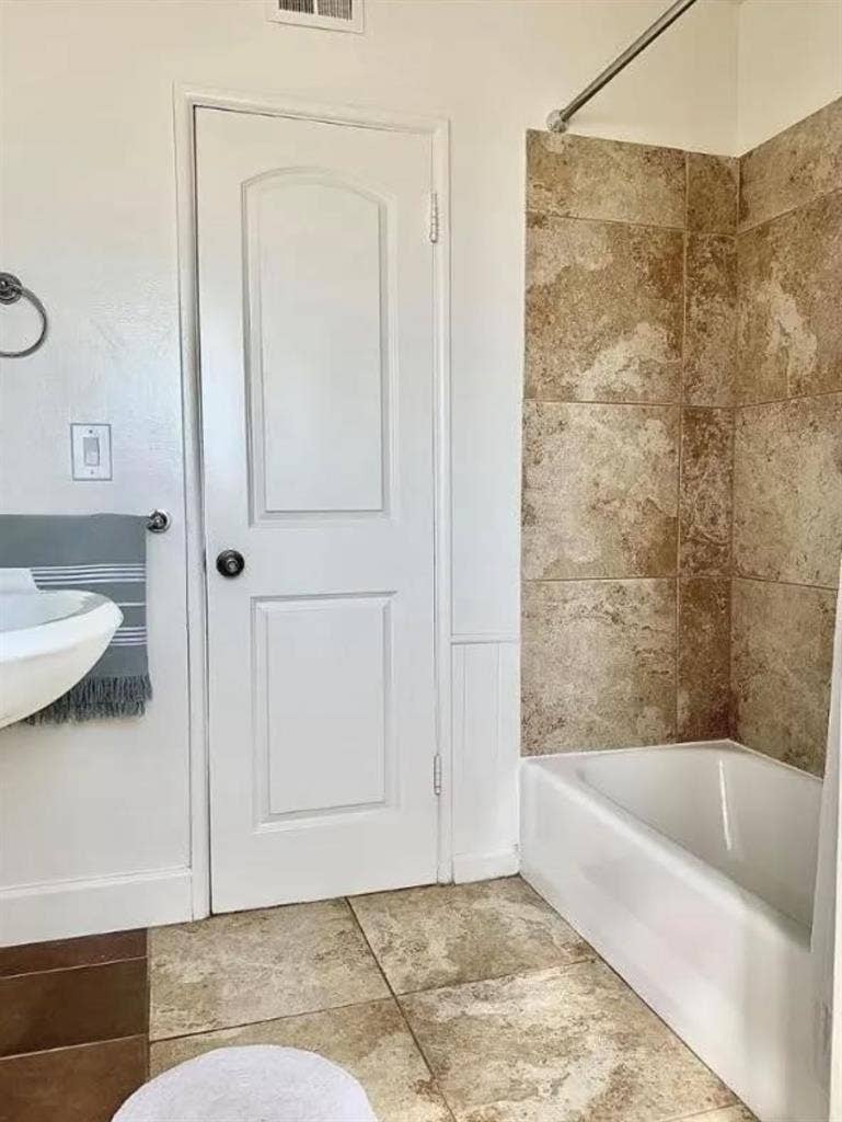 Sub Lease Move-In to end of June