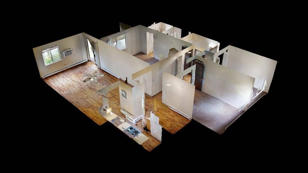 2 bedrooms available in large apt