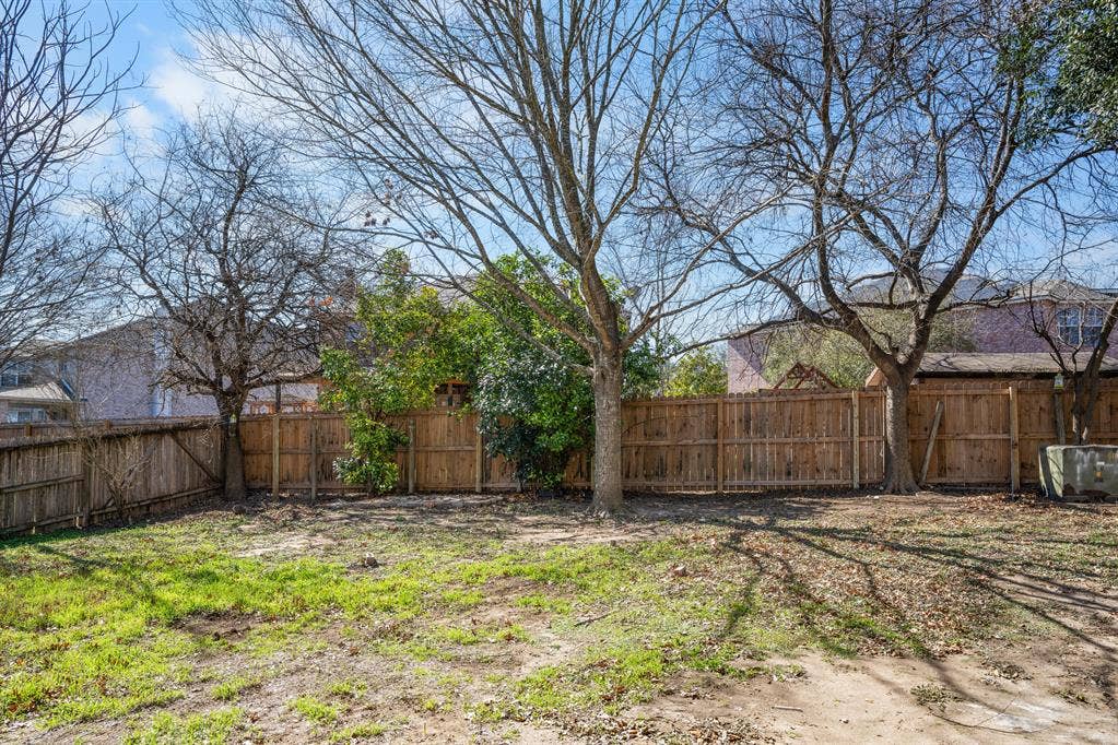 7 BR in Live Oak