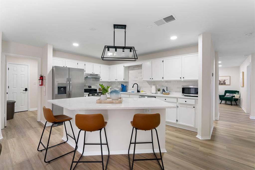 7 BR in Live Oak