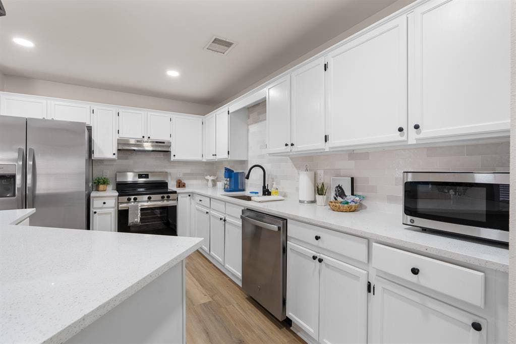 7 BR in Live Oak