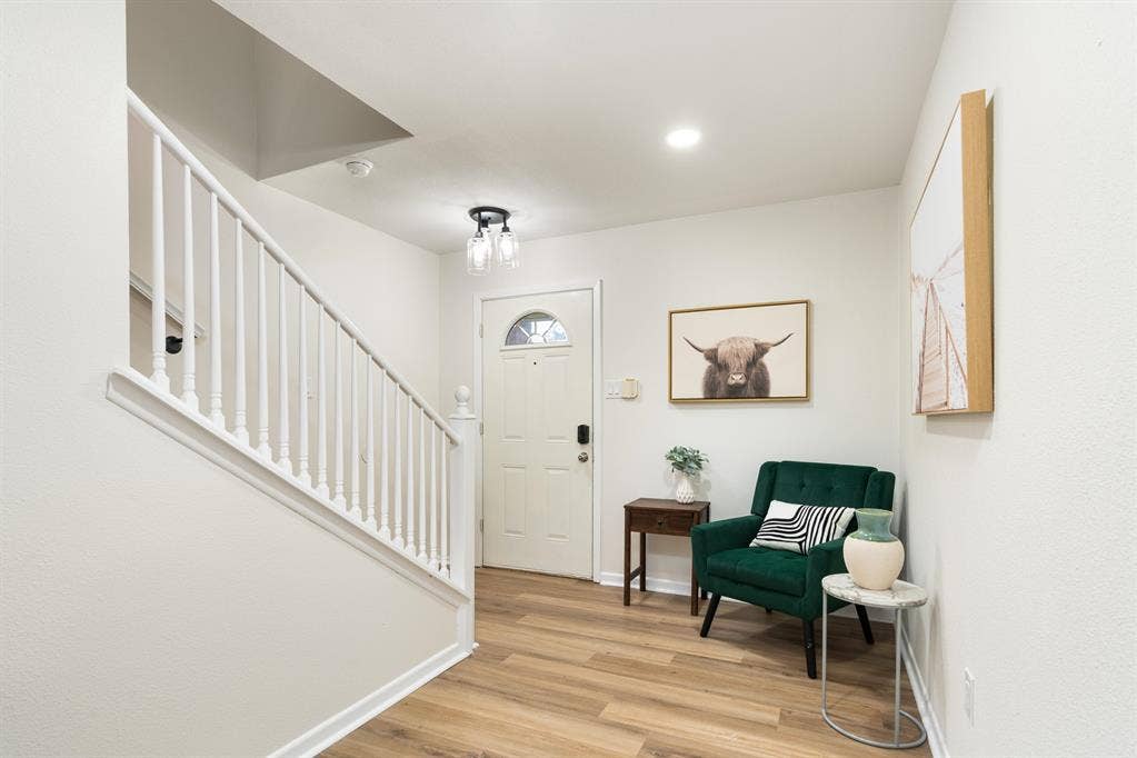 7 BR in Live Oak