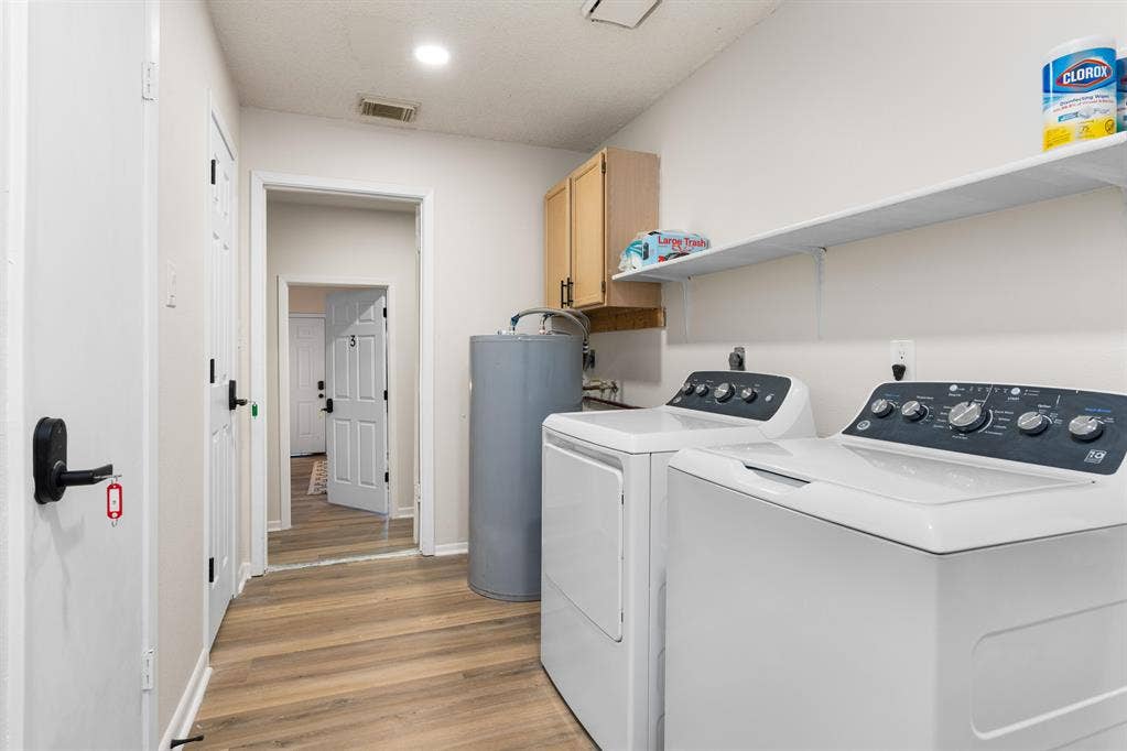 7 BR in Live Oak