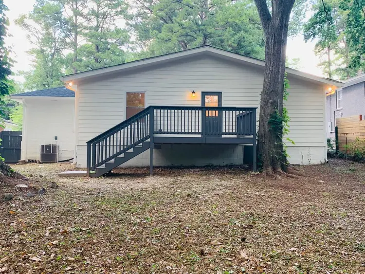 6 BR in Atlanta