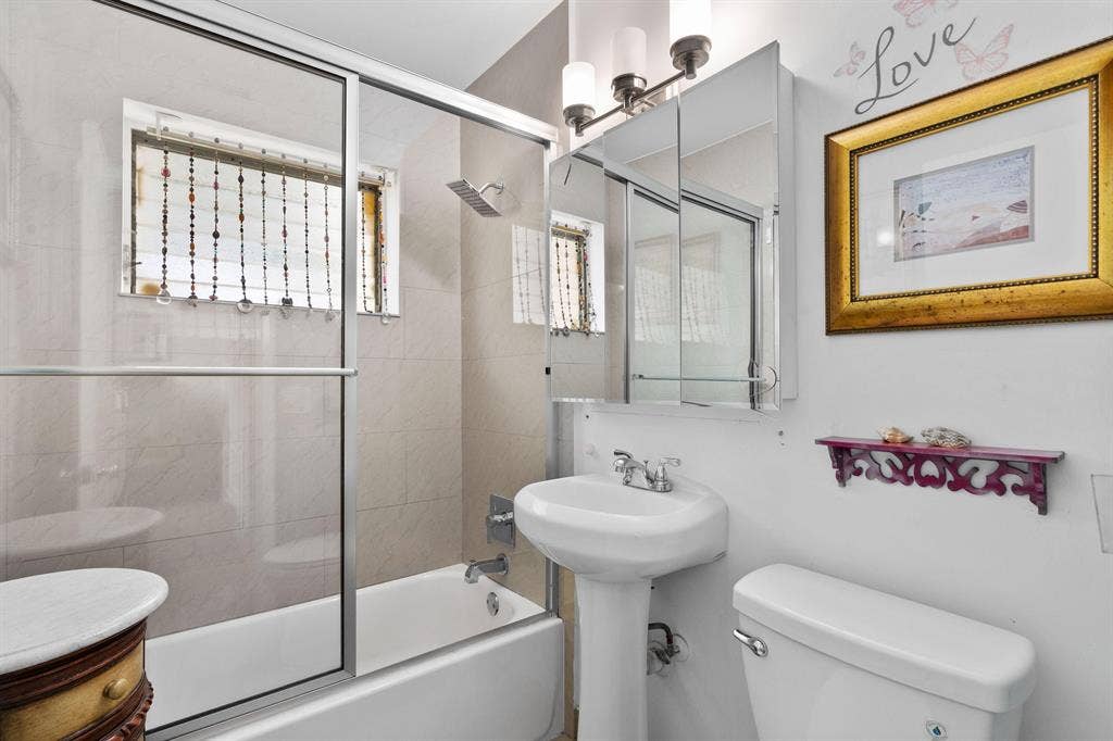 3 BR in Hallandale Beach