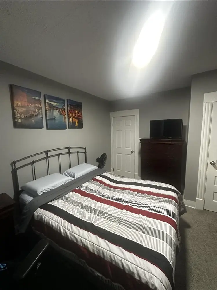 $ Room • No Visitors/Kitchen