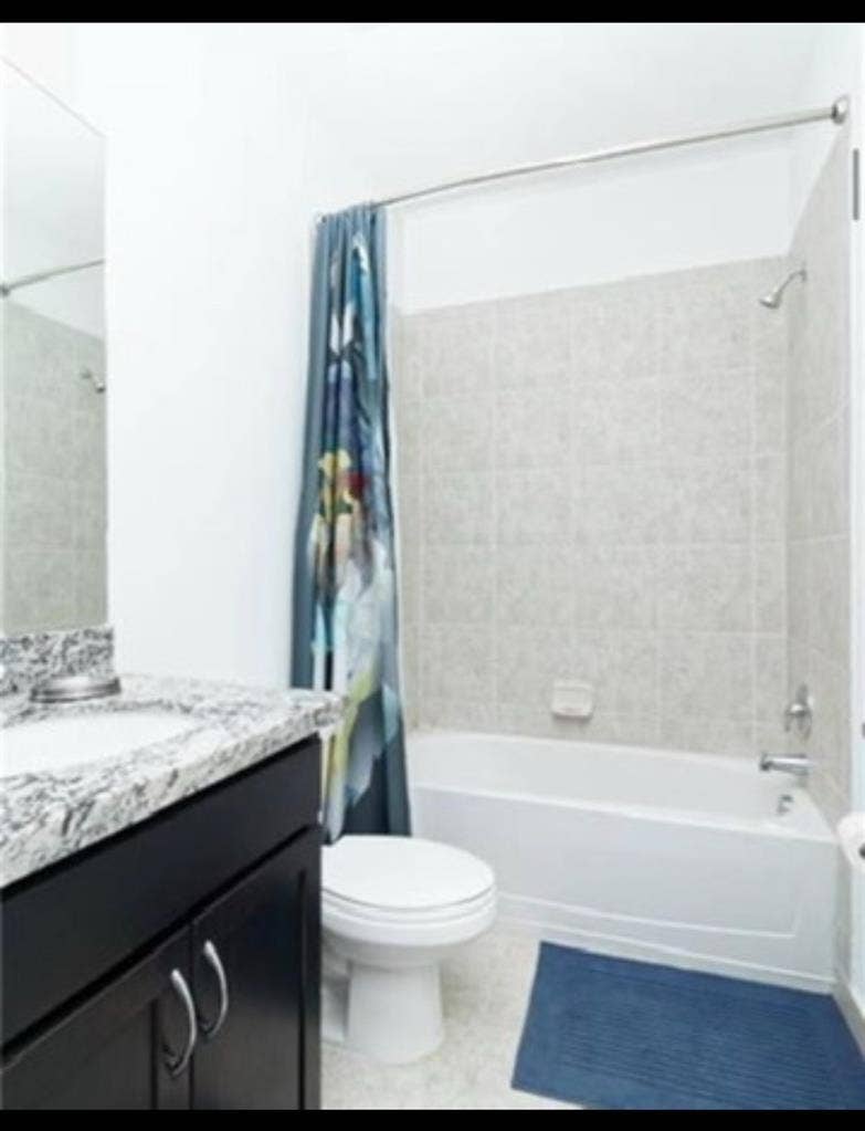 Private room in Pembroke Pines