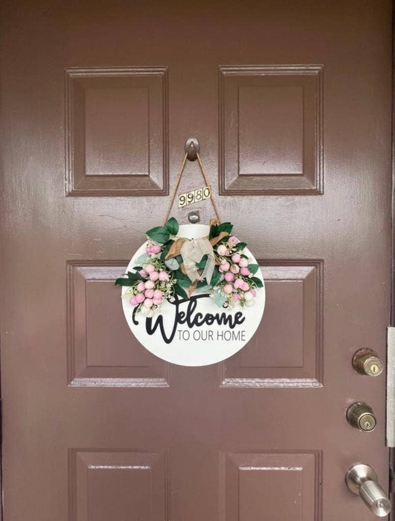 Roommate Wanted in sunrise