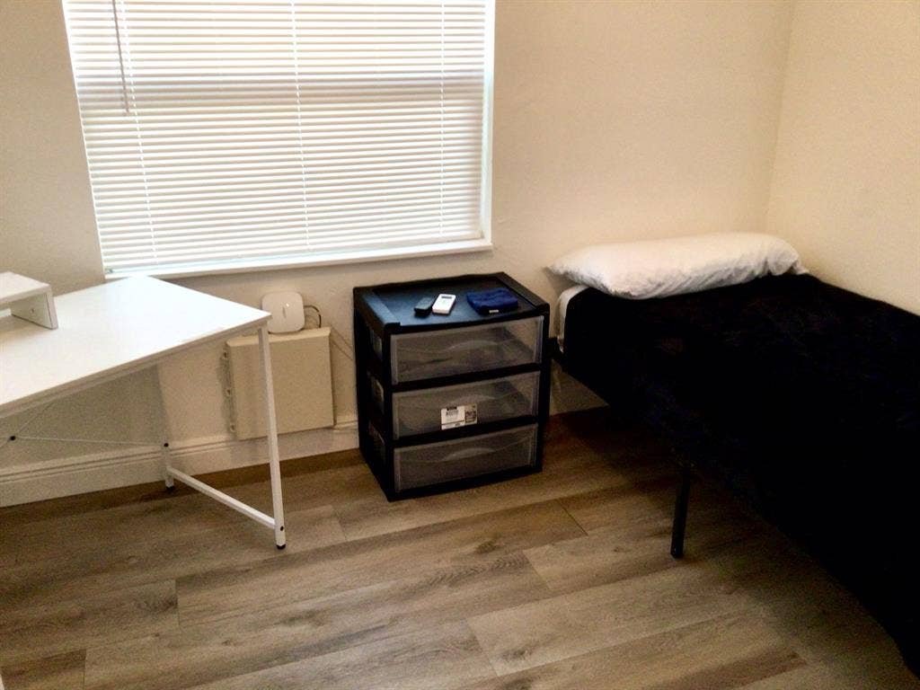 Private Room Near Downtown & Ybor