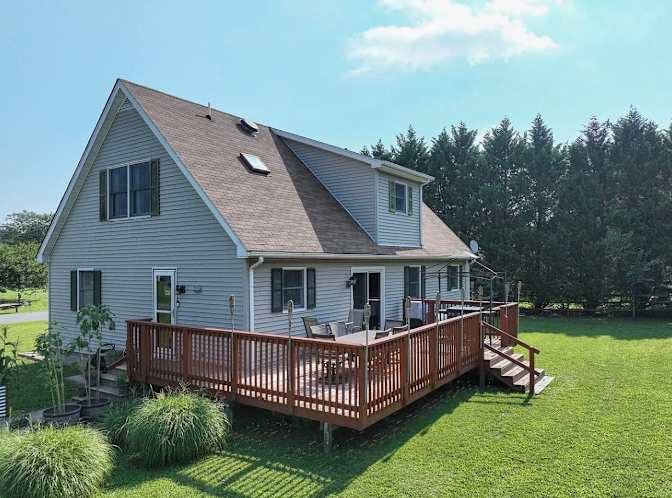 looking for quiet & Clean roommate