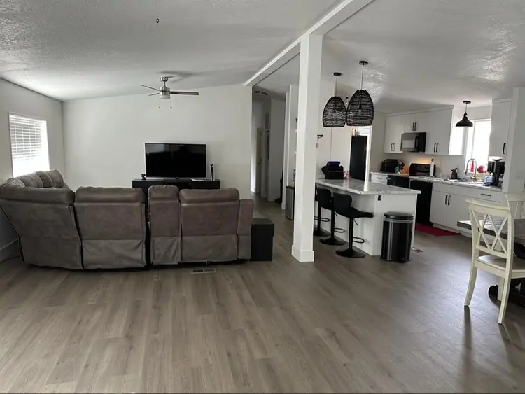 Private room shared bathroom. Ivins