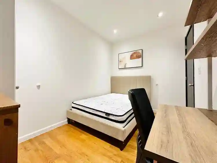 Amsterdam Avenue Room #