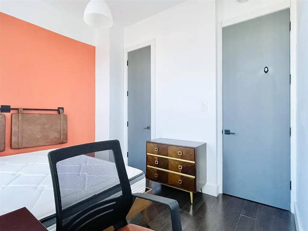 Hancock Street Room #