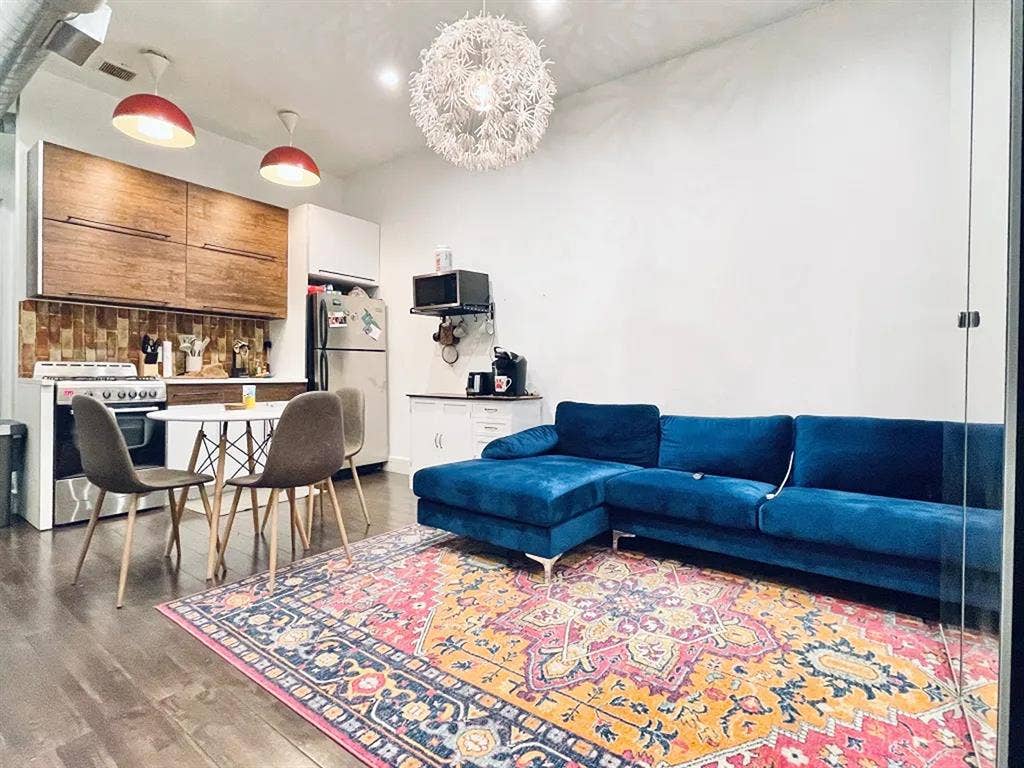 Hancock Street Room #