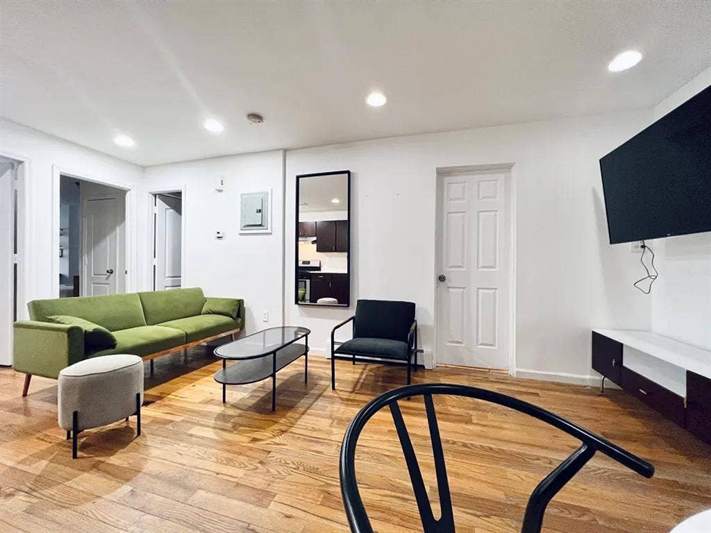 Cornelia Street Room #