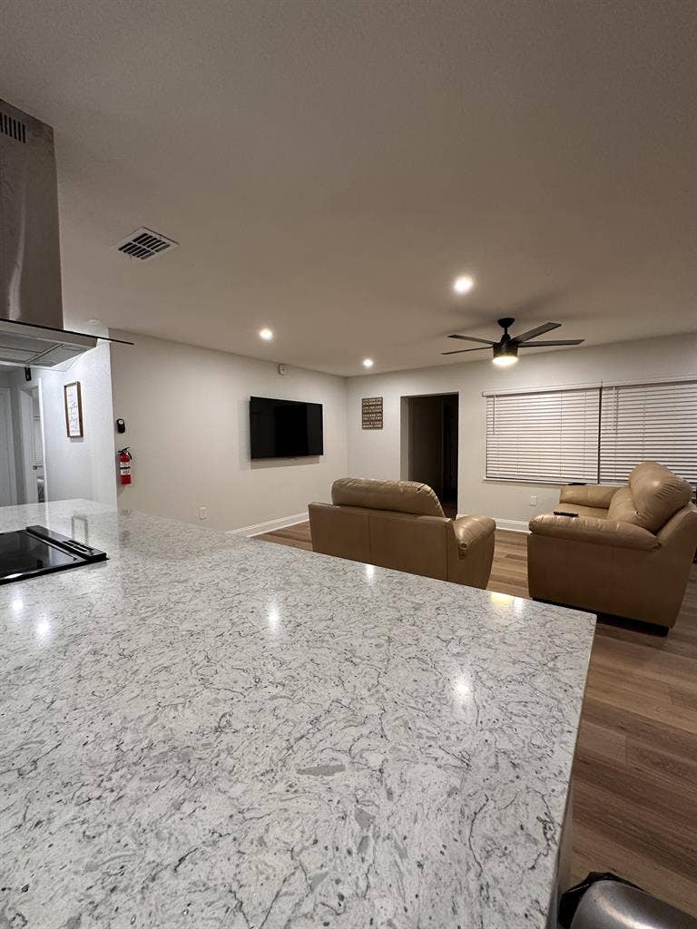 5 BR in Orlando