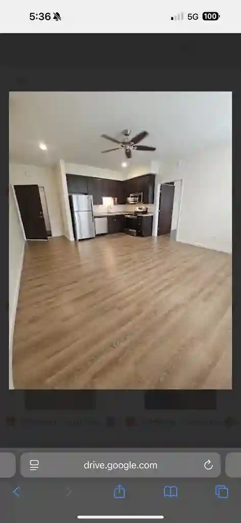 Spacious and Modern BA Sublet