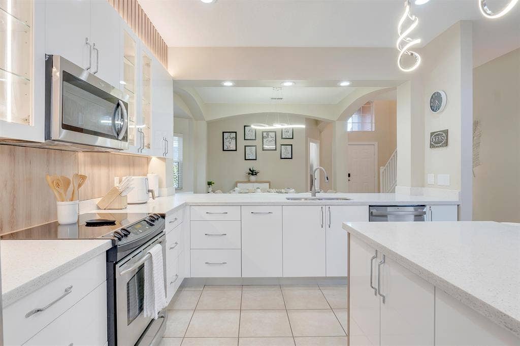 6 BR in Kissimmee