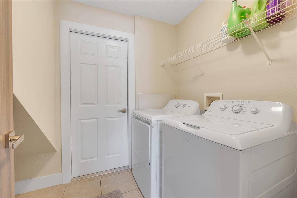 6 BR in Kissimmee