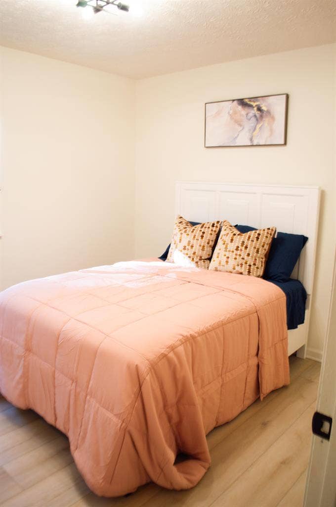 4 BR in Stone Mountain