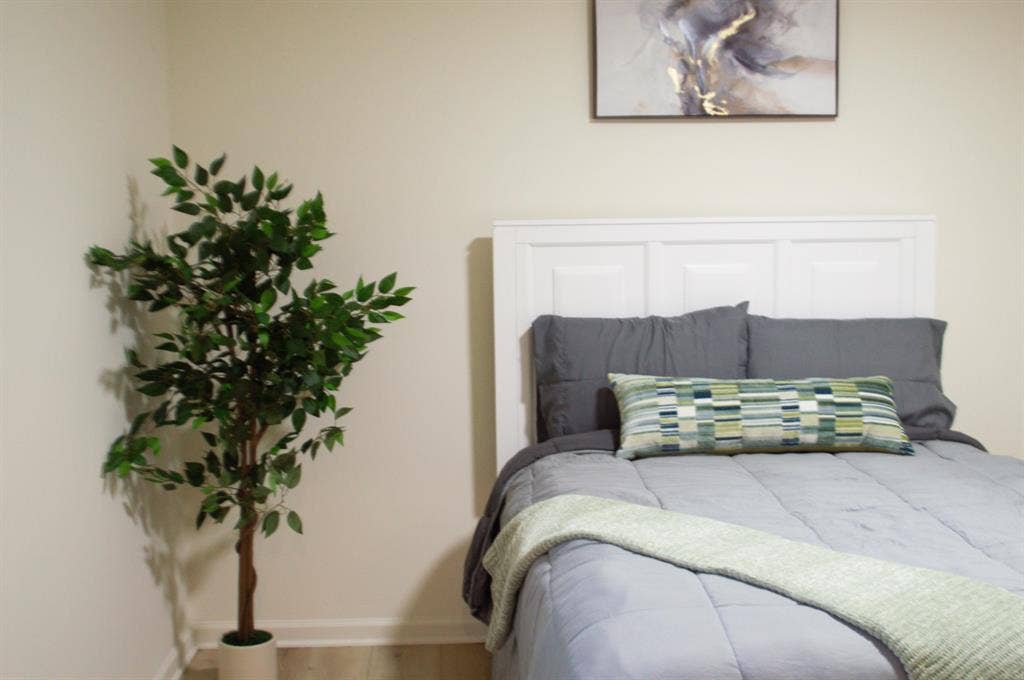 4 BR in Stone Mountain