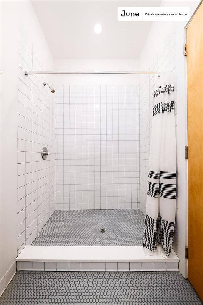 6 BR in New York City