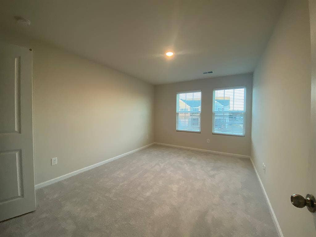 4 BR in Charlotte