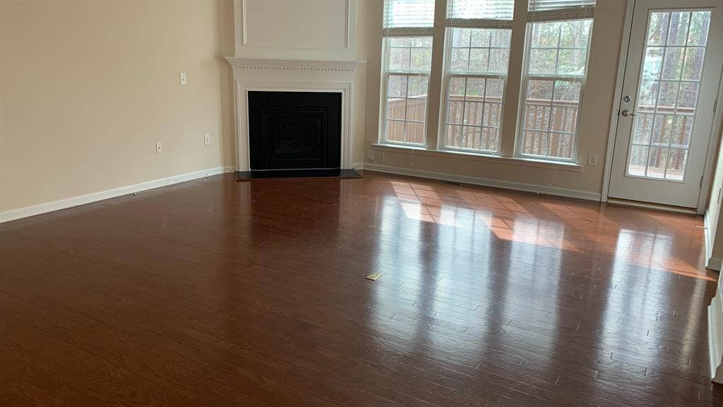 3 BR in Cary