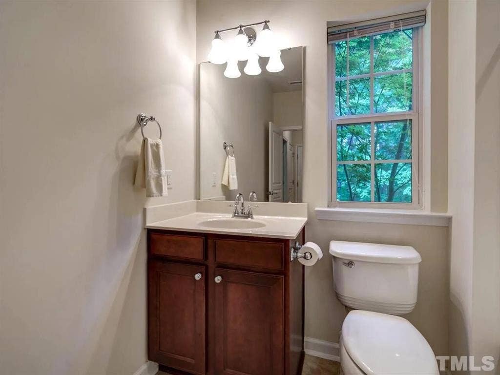 3 BR in Cary