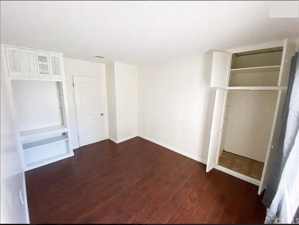 Roommate needed in house share