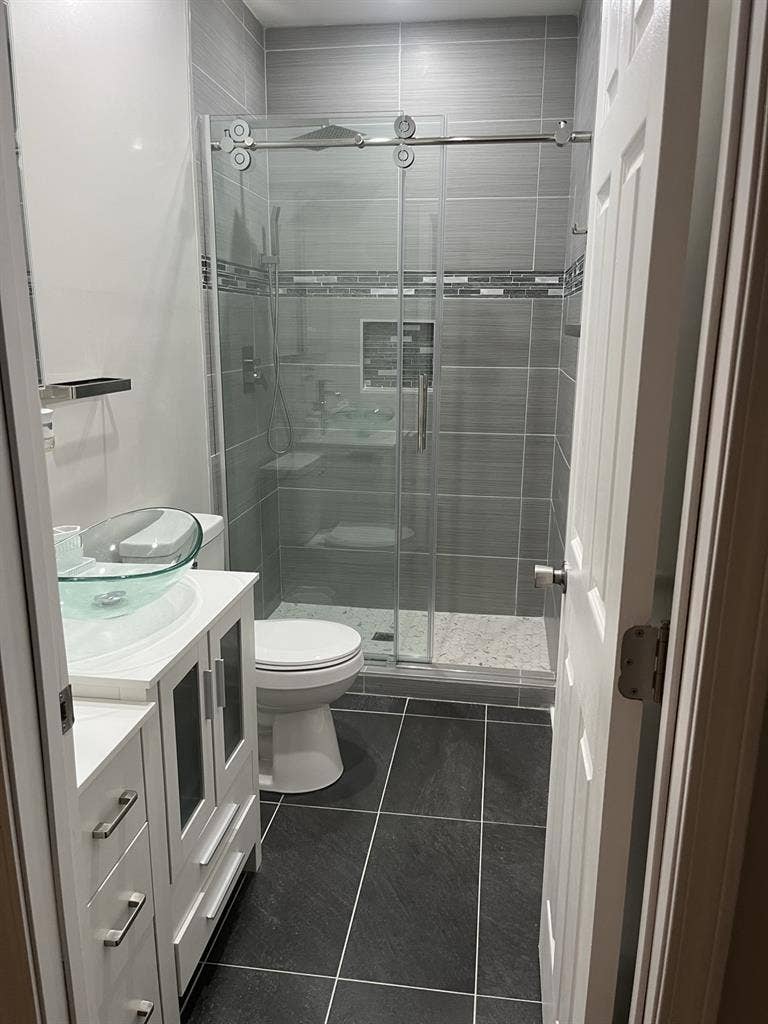 Basement Room for rent Ranson WV