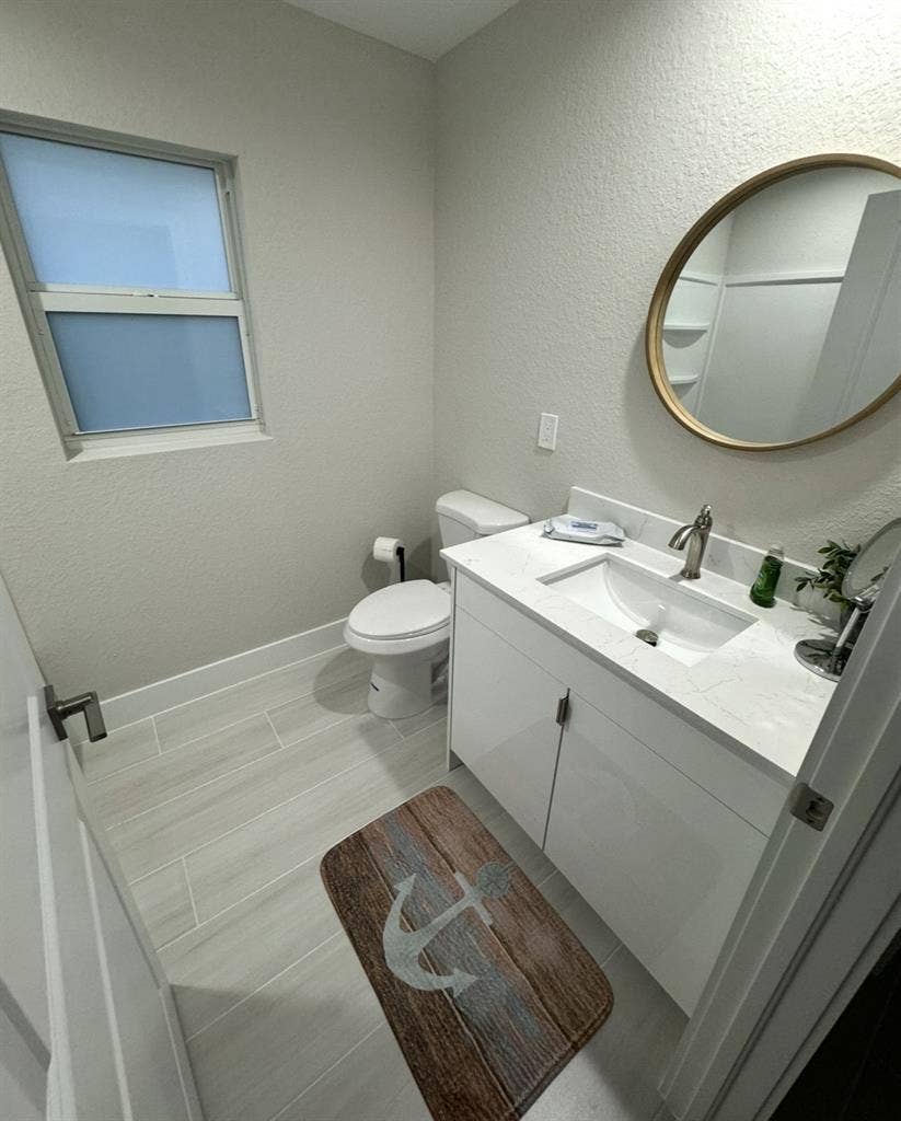 Nice room in new housee