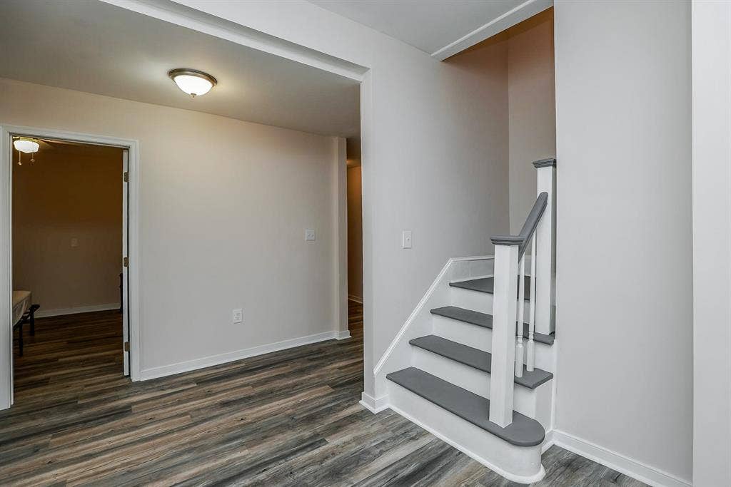 8 BR in Petersburg