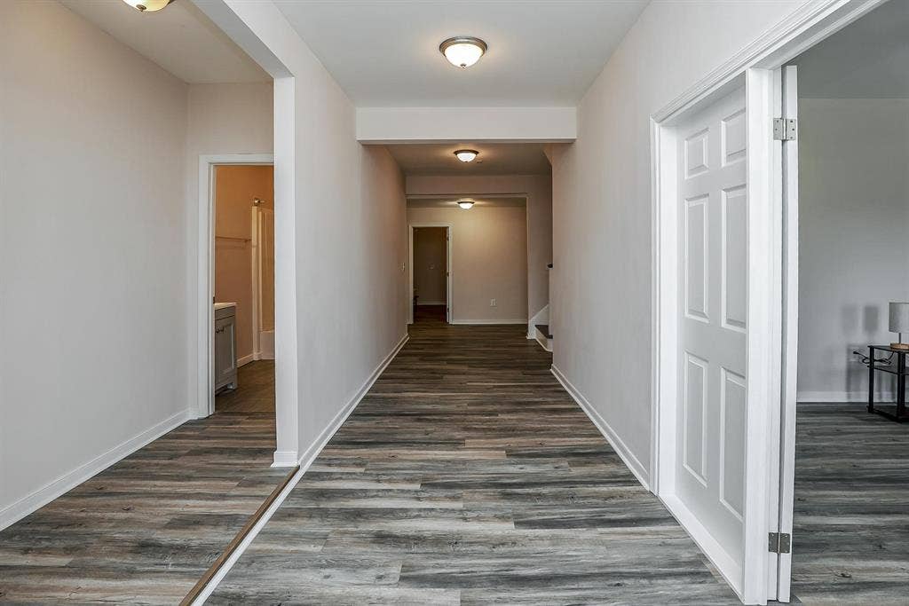 8 BR in Petersburg