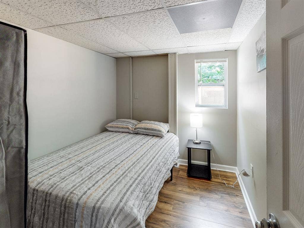 9 BR in Decatur