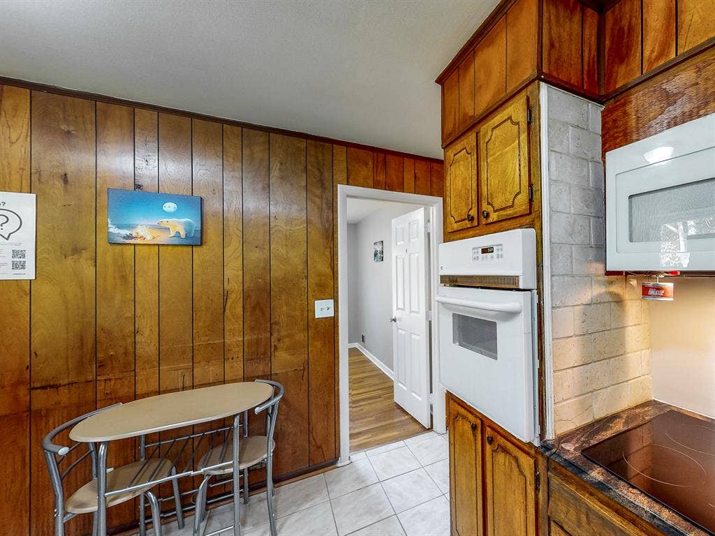 9 BR in Decatur