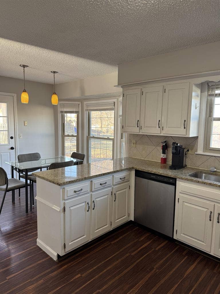 5 BR in Blue Springs