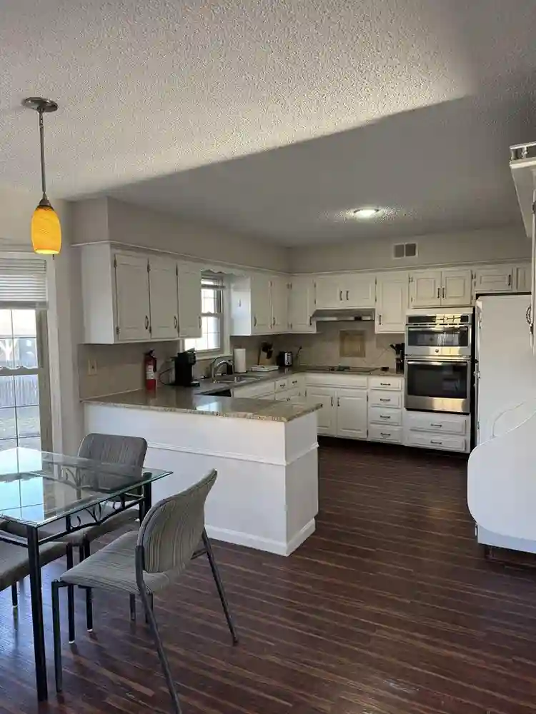 5 BR in Blue Springs